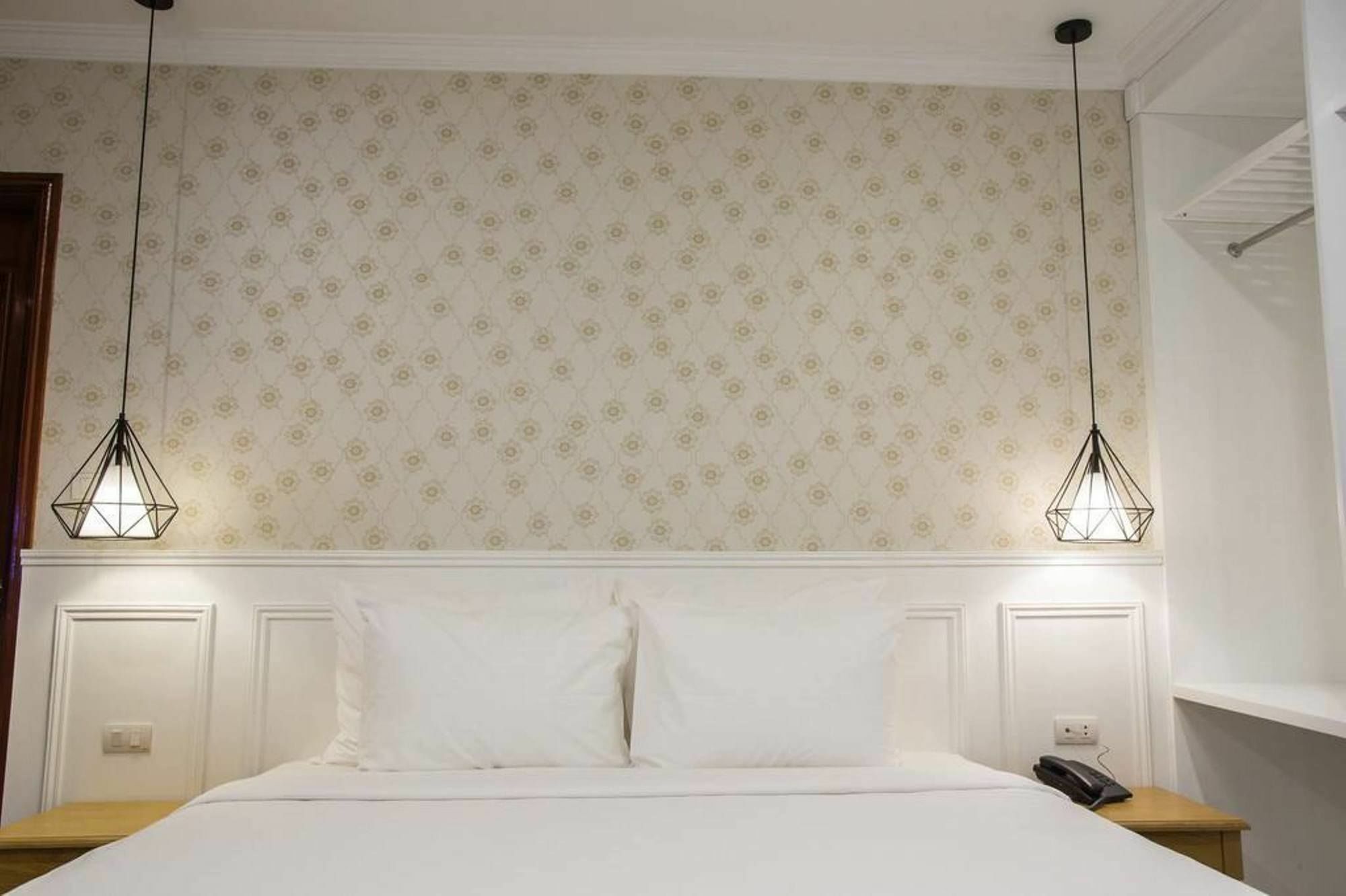 Hanoi A83 Hotel Bagian luar foto